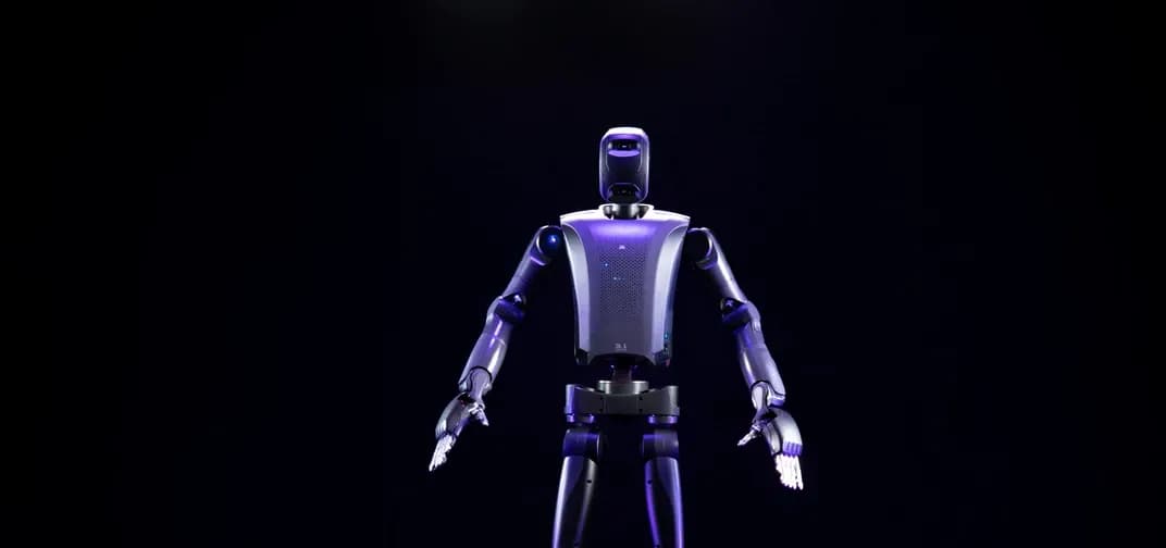 MenteeBot performing complex tasks: locomotion, scene understanding and manipulation